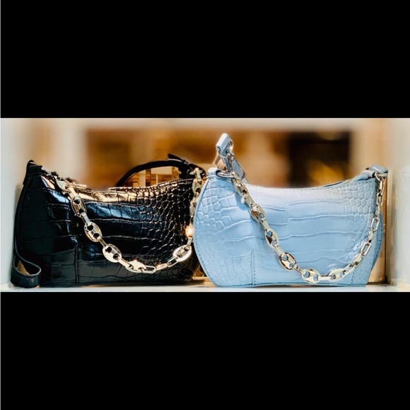 Black shoulder bag - Picture 2 of 8